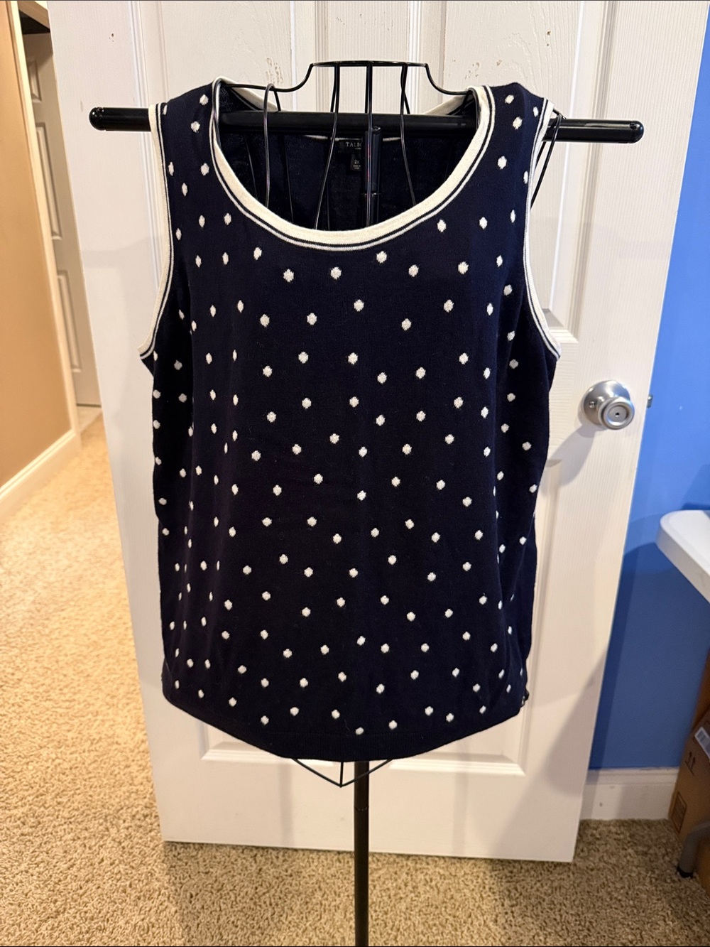 Talbots Woman Navy and White Polka Dot Sleeveless Knit Tank Sweater 2X